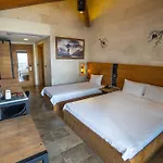 Kosa Hotel